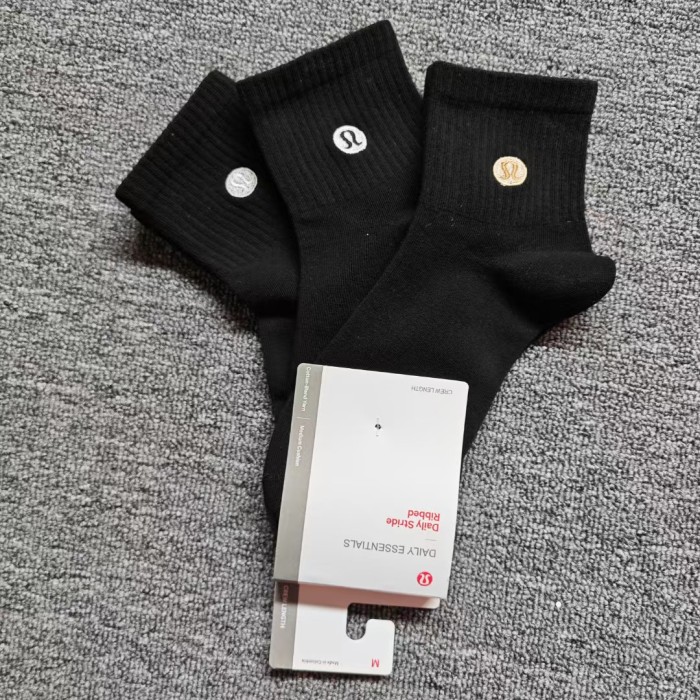 Embroidery breathable sports cotton socks for women， 3 pairs,free size,CL15.5-157