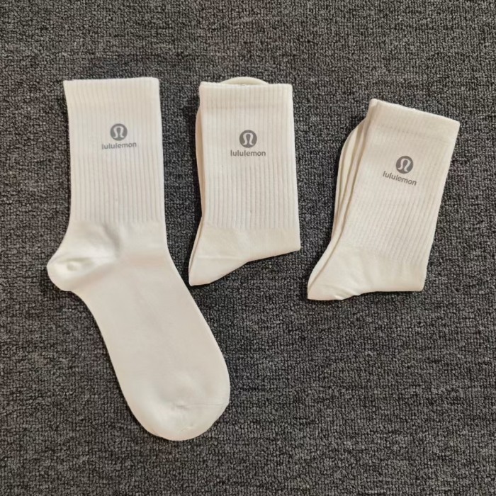 Breathable sports cotton socks for women， 3 pairs,free size,CL15.5-158