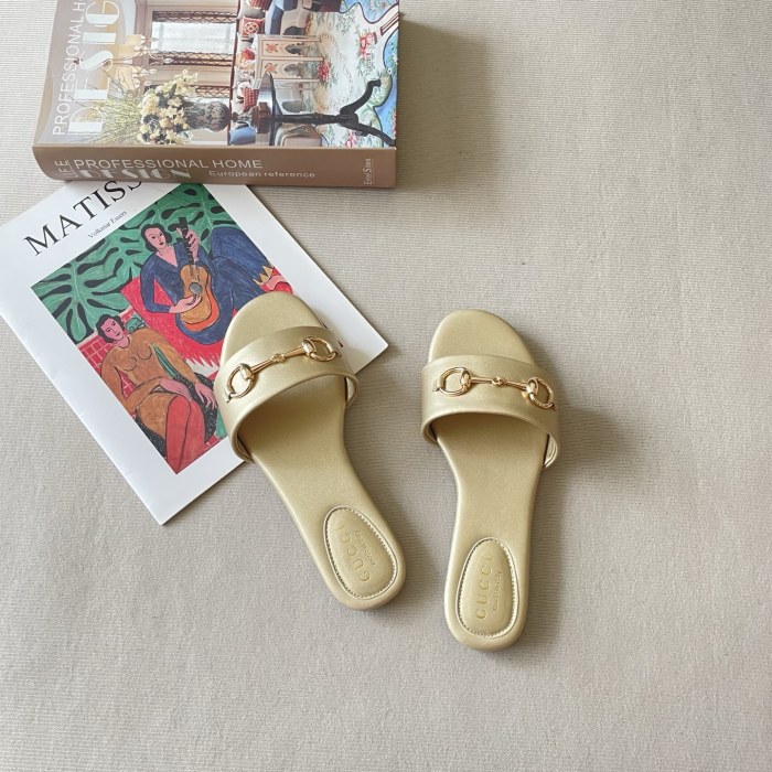 Women's flat slippers shoes, size 35-42, SS50-2136