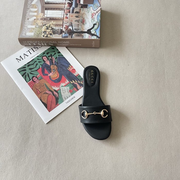 Women's flat slippers shoes, size 35-42, SS50-2137
