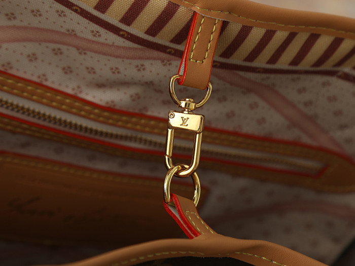 Split leather Neverfull Inside Out MM bag,4A,no box,size 32 x 28 x 14cm,B75-497