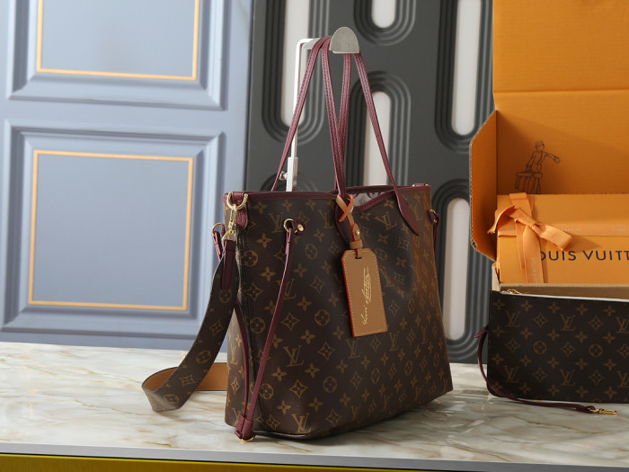 Split leather Neverfull Inside Out MM bag,4A,no box,size 32 x 28 x 14cm,B75-496