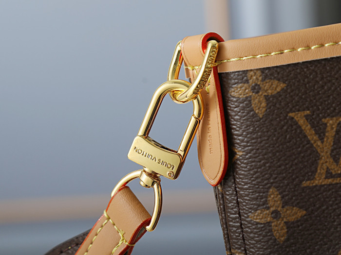 Split leather Neverfull Inside Out MM bag,4A,no box,size 32 x 28 x 14cm,B75-497