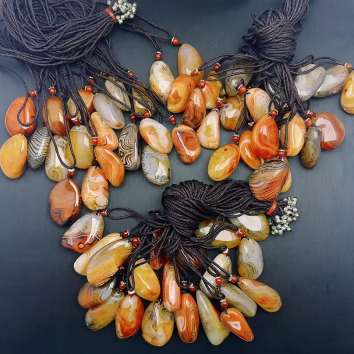 Wholesale Bulk Natural Spirit sardine Necklace Ruby Pendant Crystal Jewelry Gift