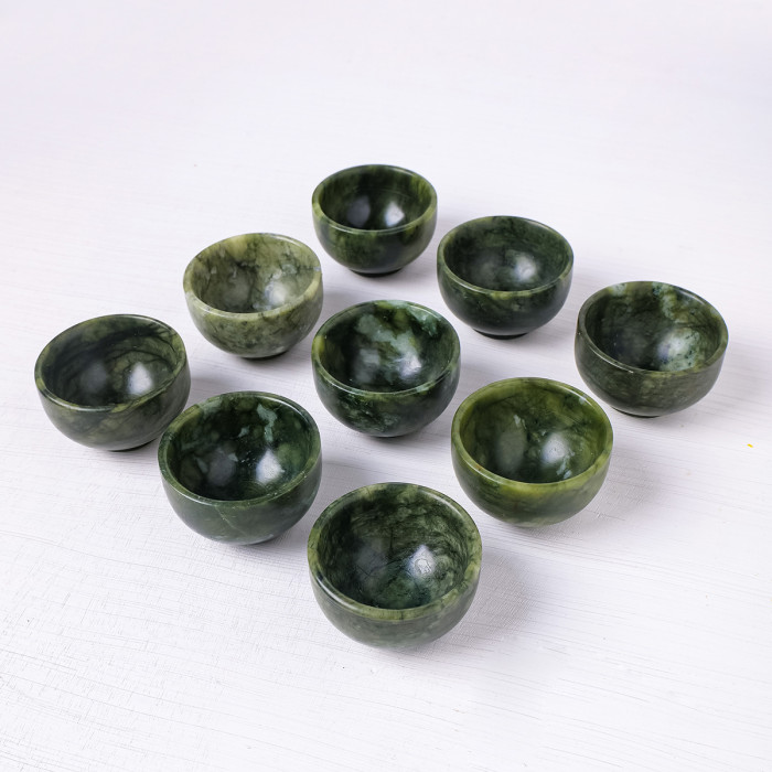 Wholesale natural spiritual healing crystal green jade bowls and jade home decoration tea cups.