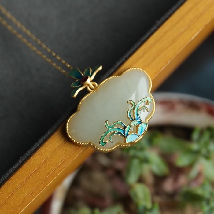 Chinese-style old Beijing blue burning pure silver electroplated green jade necklace accessory pendant 18k gold