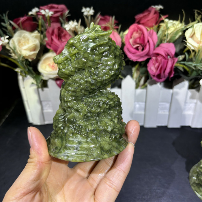 Wholesale cute crystal handicrafts, natural crystal master-carved stones, Xiuyan  Jade Dragon  ornaments