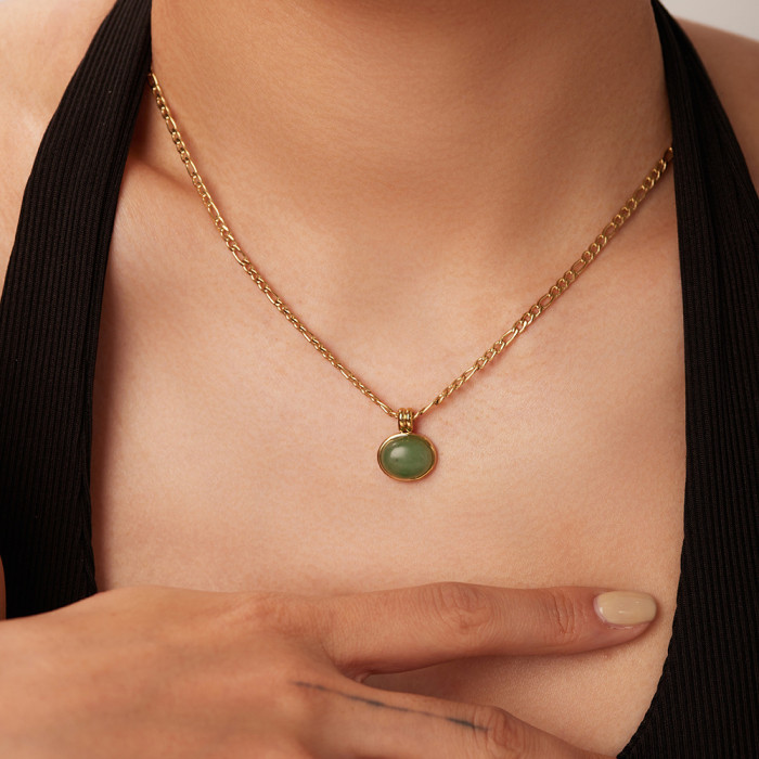 Fashionable jewelry, Figaro chain, green jade necklace, matte 14k gold-plated stainless steel necklace for women