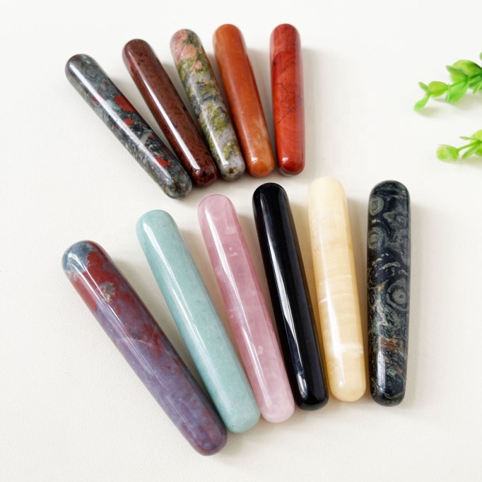 Hot-selling natural jade crystal Yoni women's healing massage sticks