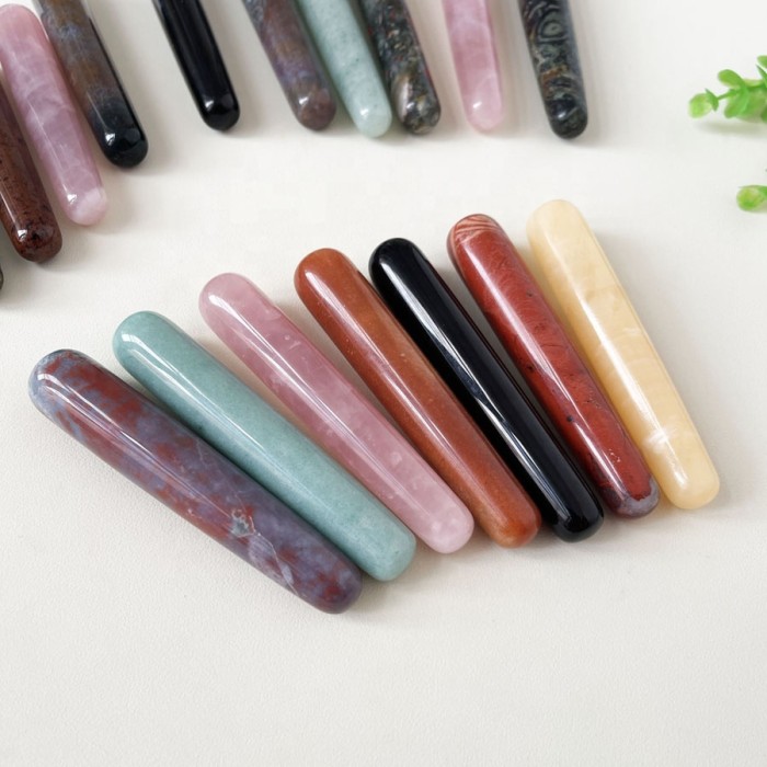 Hot-selling natural jade crystal Yoni women's healing massage sticks