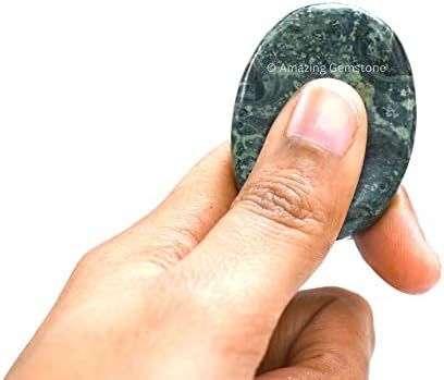 Green Jade Aventurine Worry Stone Crystals and Healing Stones - Worry Stones for Stress Relief Gifts - Piedra Crystal Fidget for Meditation - Unique Stocking Stuffers and Birthday Gifts for Women, Men