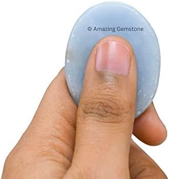 Green Jade Aventurine Worry Stone Crystals and Healing Stones - Worry Stones for Stress Relief Gifts - Piedra Crystal Fidget for Meditation - Unique Stocking Stuffers and Birthday Gifts for Women, Men