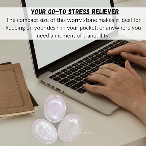 Green Jade Aventurine Worry Stone Crystals and Healing Stones - Worry Stones for Stress Relief Gifts - Piedra Crystal Fidget for Meditation - Unique Stocking Stuffers and Birthday Gifts for Women, Men
