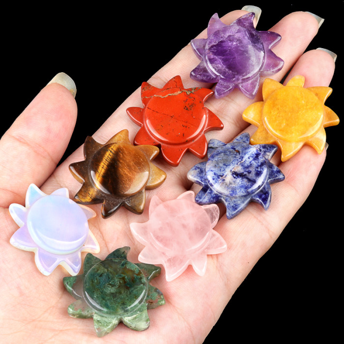 The manufacturer wholesales sun-shaped semi-precious stone, amethyst, agate, carved crystal home decorations and gifts, with durable carving techniques