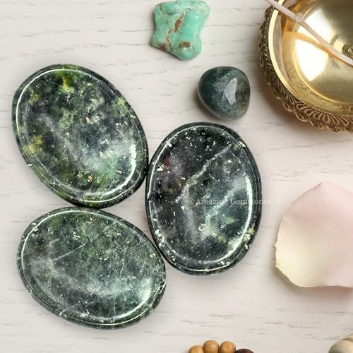 Green Jade Aventurine Worry Stone Crystals and Healing Stones - Worry Stones for Stress Relief Gifts - Piedra Crystal Fidget for Meditation - Unique Stocking Stuffers and Birthday Gifts for Women, Men