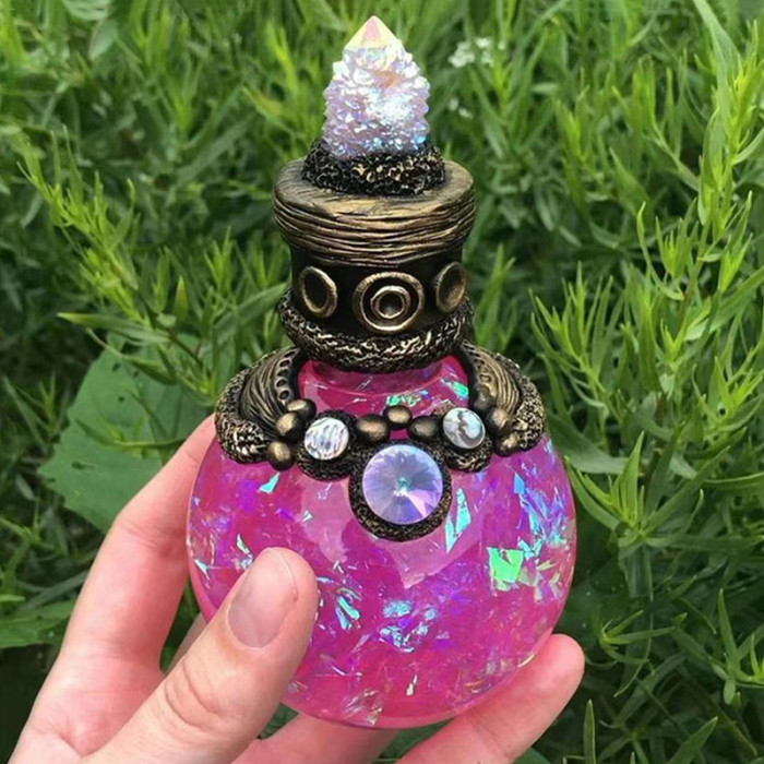 New creative angel halo resin handcrafted items and Moon Crystal Witch Magic bottle for spiritual healing