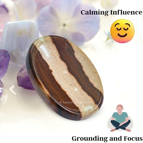 Green Jade Aventurine Worry Stone Crystals and Healing Stones - Worry Stones for Stress Relief Gifts - Piedra Crystal Fidget for Meditation - Unique Stocking Stuffers and Birthday Gifts for Women, Men