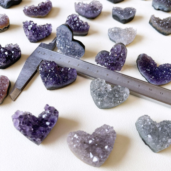 Wholesale hand-carved mini heart-shaped natural crystal amethyst clusters, essential gifts for loved ones and friends