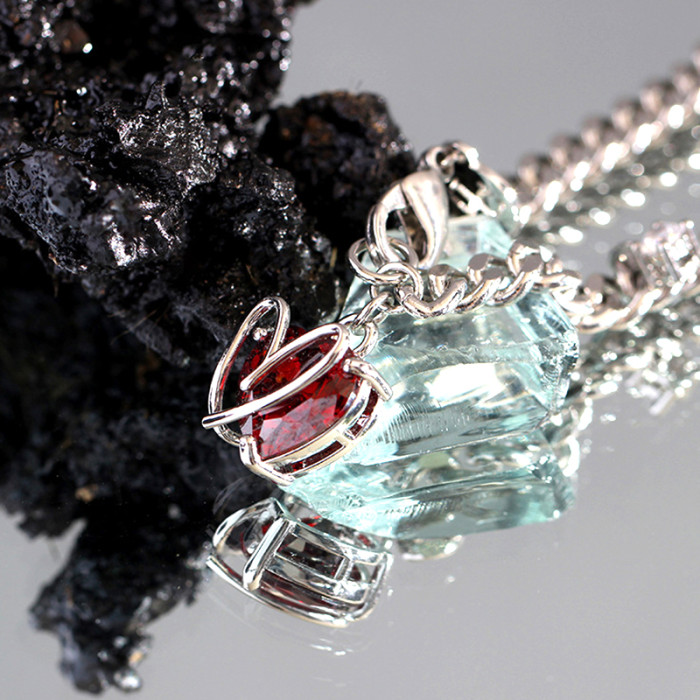 Women's heart-shaped crystal bracelet, charming loose crystal bracelet
