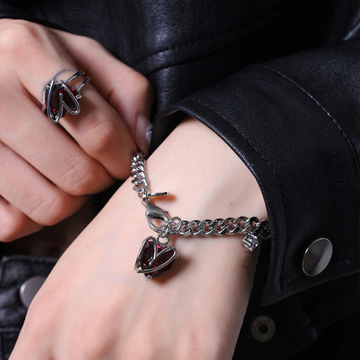 Women's heart-shaped crystal bracelet, charming loose crystal bracelet