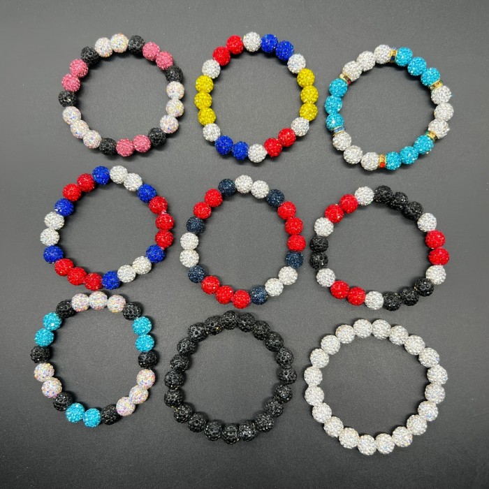Handcrafted fashionable crystal water diamond disco ball bracelet, shiny baseball-inspired beaded elastic bracelet, shiny water diamond plastic