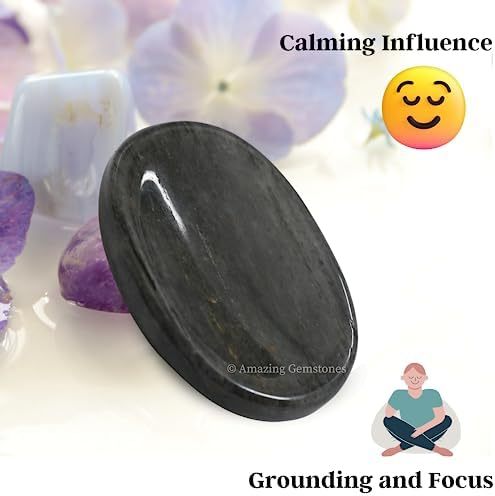 Green Jade Aventurine Worry Stone Crystals and Healing Stones - Worry Stones for Stress Relief Gifts - Piedra Crystal Fidget for Meditation - Unique Stocking Stuffers and Birthday Gifts for Women, Men
