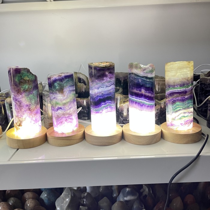 Wholesale natural healing rainbow fluorite night lights, high-quality crystal and gemstone ornaments, feng shui home decorations