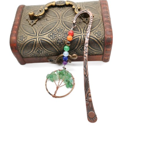 Hot-selling handmade crystal bookmarks, retro natural amethyst carved decorative bookmarks, light crystal handicrafts