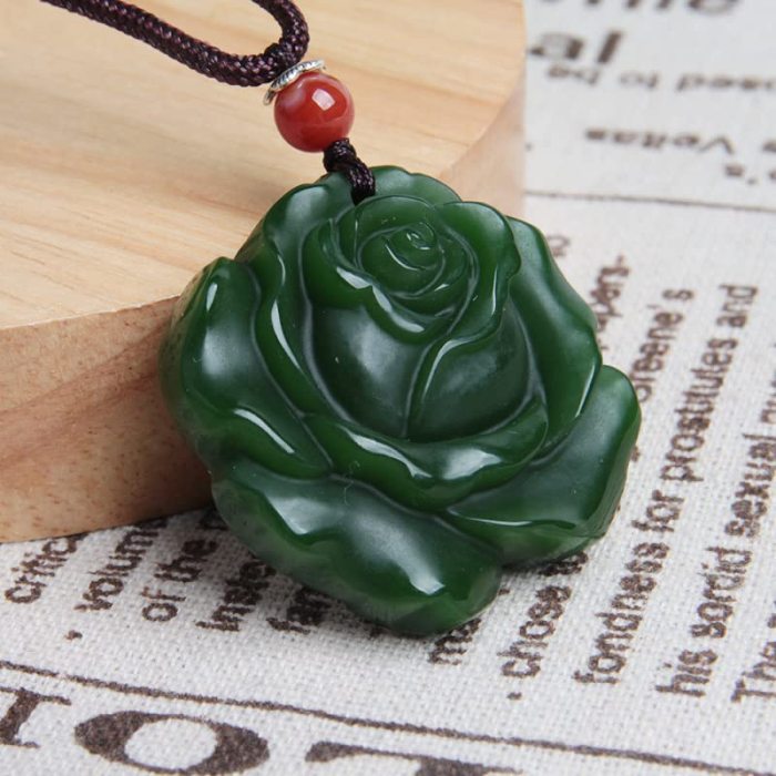 Wixine 1Pcs White Jade Rose Pendant Jadeite Flower Necklace Charm Fashion Accessories Hand-Carved Man Luck Amulet Gifts