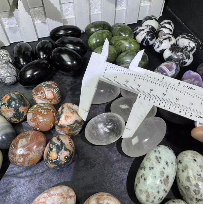 Wholesale crystal handicrafts, natural crystal Pram stone, rose quartz Pram stone, healing