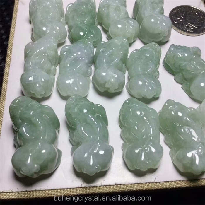 Wholesale pure natural jade, high-quality jadeite carvings, beaded embroidery