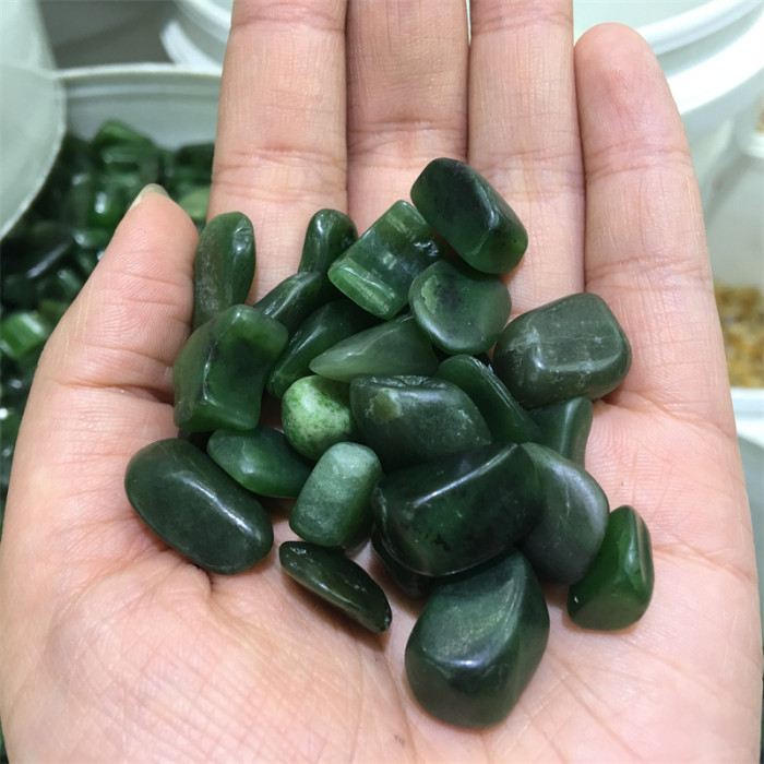Classic high-quality green Hetian jade stone processing natural rolling crystal healing stone