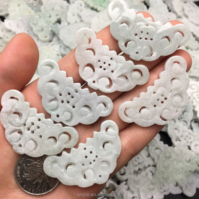 Wholesale of Grade a certified Burmese jade garland, jade pendants and jade handicrafts from the factory