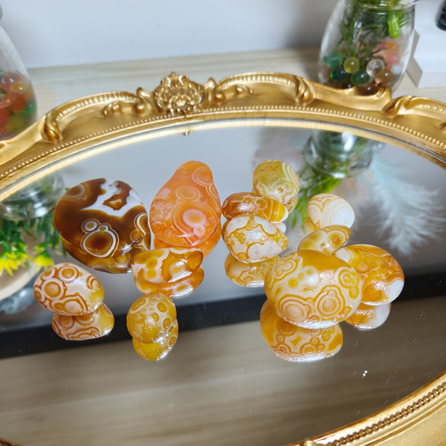 Bulk crystal agate, Alxa jade belt, eyes, creative carved jade decorative gifts, feng shui