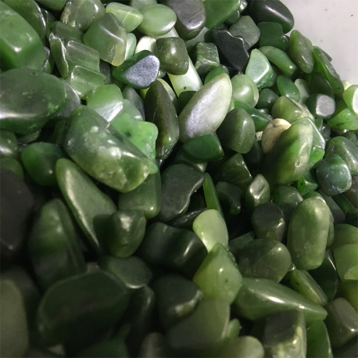 Classic high-quality green Hetian jade stone processing natural rolling crystal healing stone