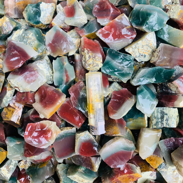 Wholesale of natural high-quality Qin purple jade and purple agate raw stones