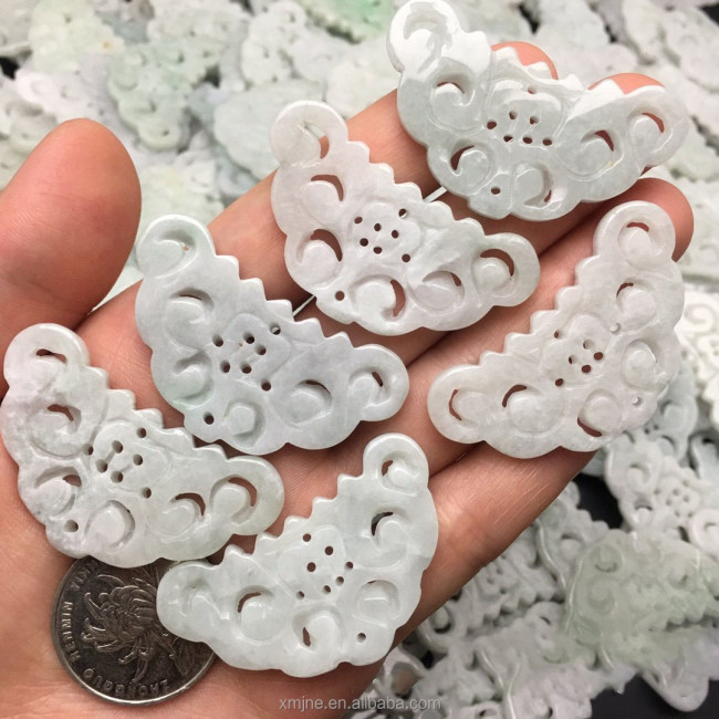 Wholesale of Grade a certified Burmese jade garland, jade pendants and jade handicrafts from the factory