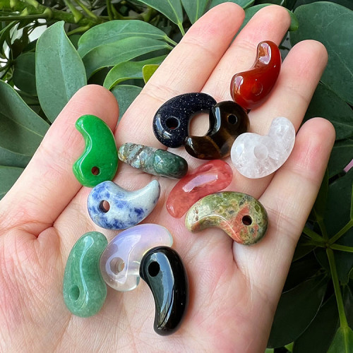 Semi-precious gemstone jade, Yin-Yang symbol charm pendant, Eight Trigrams, protecting traditional jewelry