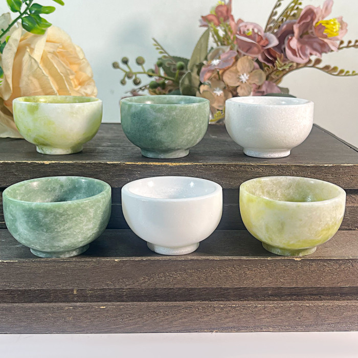 Wholesale natural green jade bowl title: Crystal carving, natural jade gemstone handicraft decoration