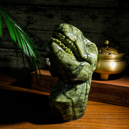 Wholesale of high-end Xiuyu dinosaur crystal handicrafts and stone carvings, unique crystal carved animal ornaments