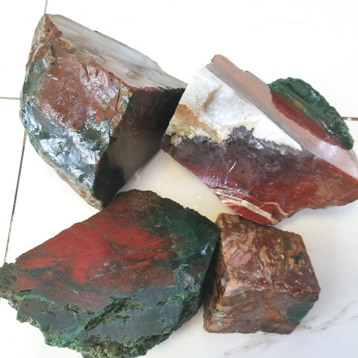 Wholesale of natural Indian jade rough stones, high-quality Indian colored jade rough stones