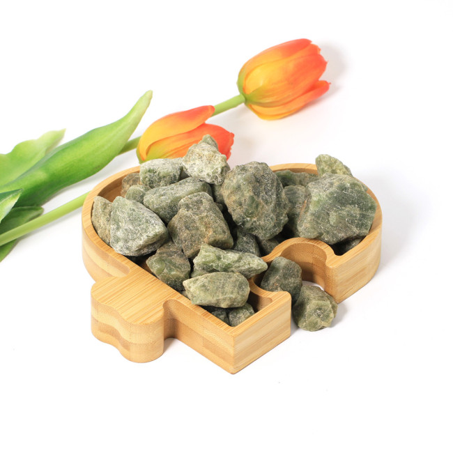 Wholesale Bluk natural green apatite raw healing quartz crystal rough raw stone spirit decoration mascot amethyst jade