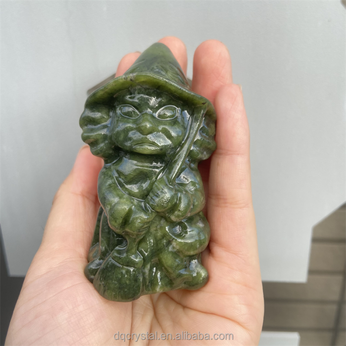 Wholesale natural healing gemstone, crystal green jade, witch carving home decoration gifts