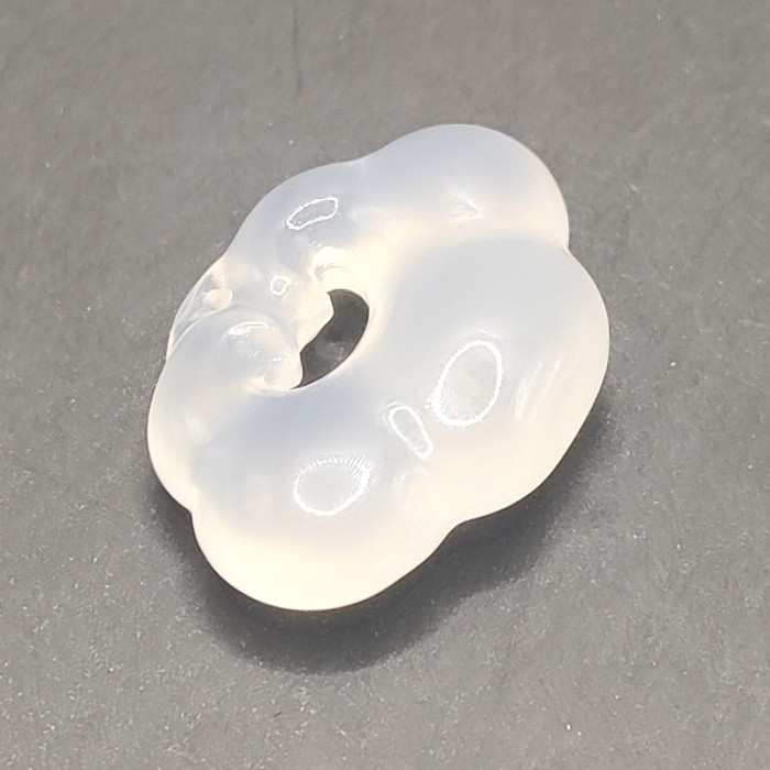 Custom-made 2025 new natural jade and white jade pendant women's jewelry in Chinese style based on samples