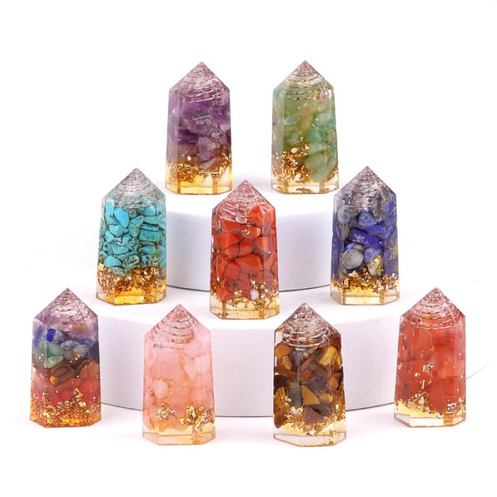 7-chakra gravel ornament, retro luxury tabletop, resin decoration, carving, natural stone, healing crystal, amethyst, jade, hexagonal