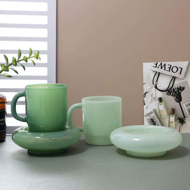 Second-hand jade borosilicate glass water cups, glassware, green jade coffee cups, white jade glass home decoration cups