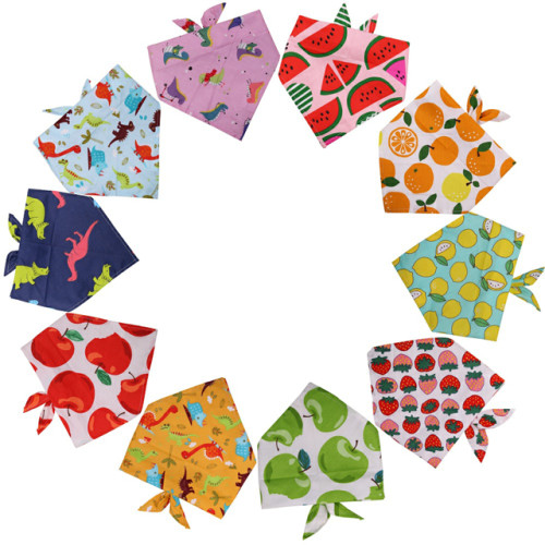 Customized dog handkerchiefs and pet supplies