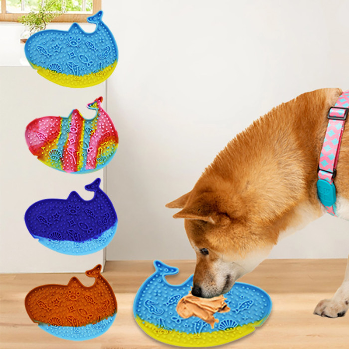 Christmas anti-slip pet licking pad with suction slow food pad, anti-choking slow food plate, color blend silicone pet products