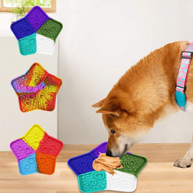Christmas anti-slip pet licking pad with suction slow food pad, anti-choking slow food plate, color blend silicone pet products
