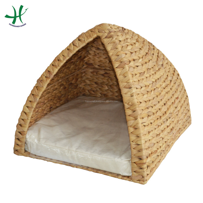 Cat house wooden bed with cat pads, made of eco-friendly materials pet house pet supplies